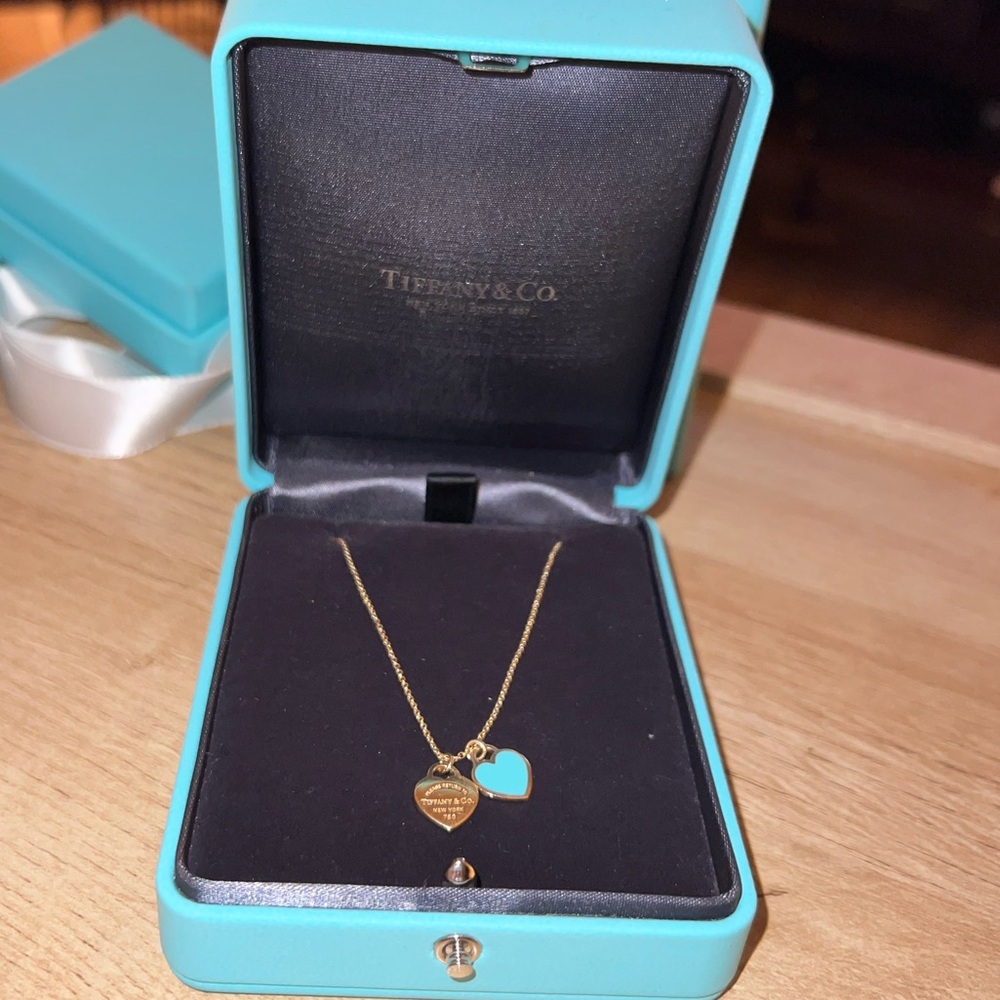 Tiffany & Co. Gold and Blue Mini Heart Pendant Necklace - Picture 3 of 17